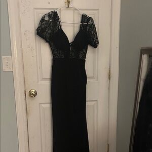 Elegant Black Lace Prom Dress